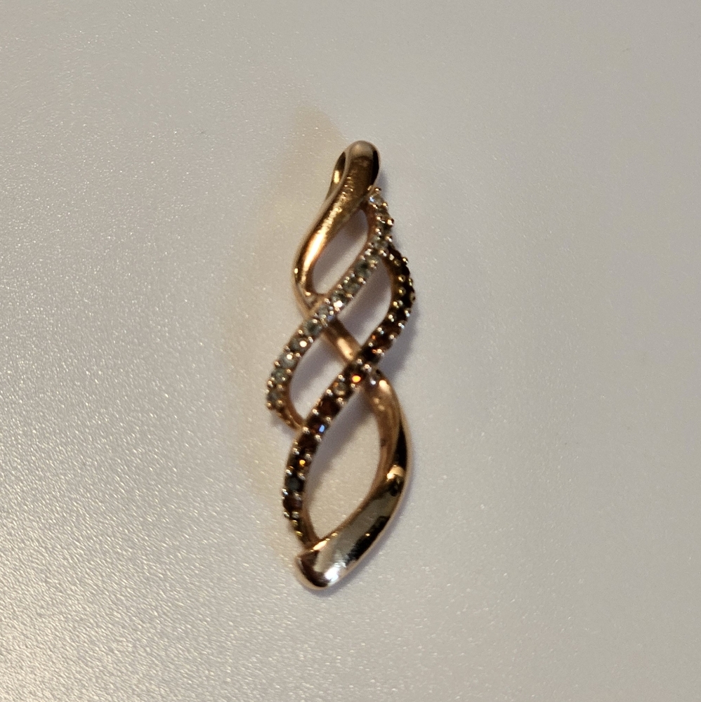 Elegant Rose Gold and Chocolate Diamond Twisted Pendant